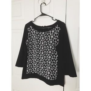 Anna Taylor Flower Quarter Sleeve Top